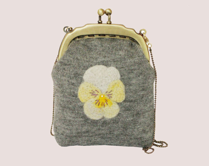 kun-wool-felt-retro-garden-bag