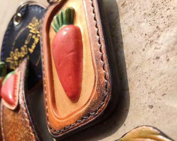 leather-art-works-carrot-card C