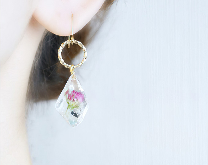 mini-rose-antique-ore-earrings C