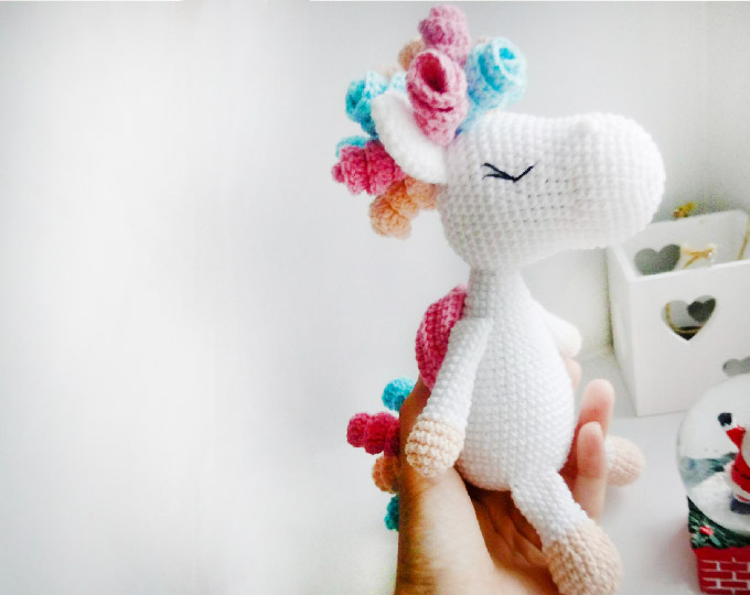 crochet-unicorn-handmade-unicorn B