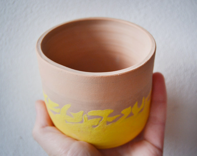 handmade-ceramic-pot-with-yellow B
