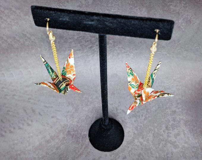 white-floral-crane-earrings B