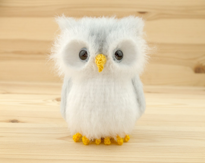 White-owl-plush-Snowy-owl-figurine A