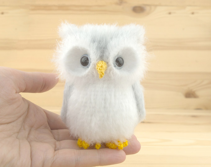 White-owl-plush-Snowy-owl-figurine D
