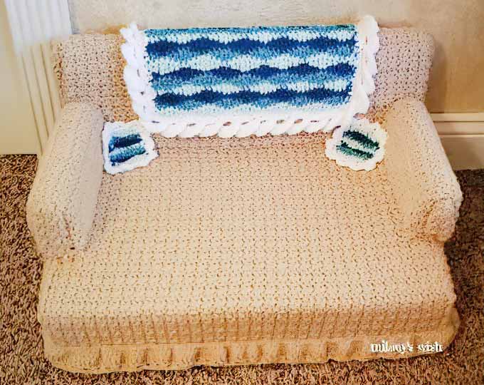 crochet-cat-couch A