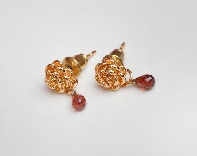Garnet-Rose-Water-Drop-Earrings A