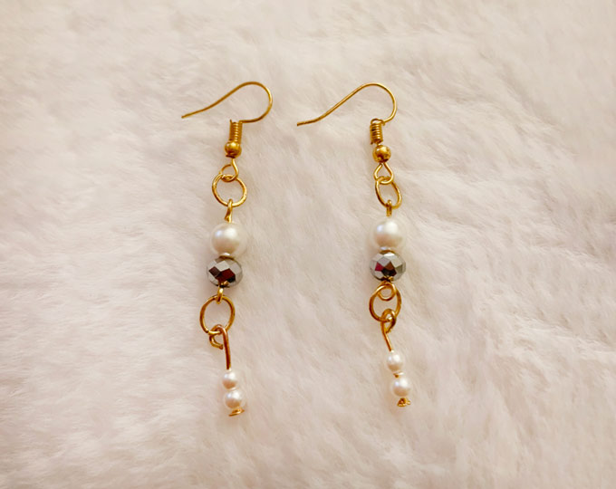 delicate-handmade-beaded-earrings A