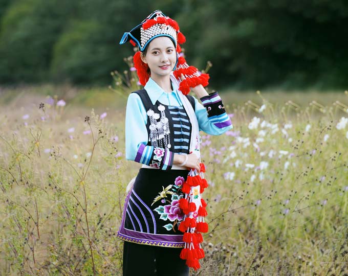 Majie-traditional-dress-set-of-the